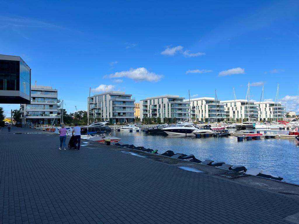 Modern Vero Apartments Yacht Park Gdynia Exterior photo